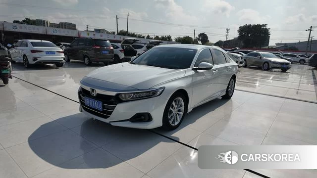 Honda Accord 2022 Белый из Китая, фото 4