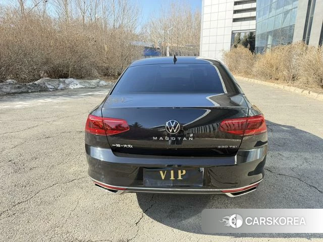 Volkswagen Magotan 2023 Черный из Китая, фото 4