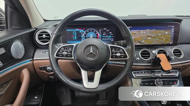 Mercedes-Benz E-Class W213 2018 Черный из Кореи, фото 4