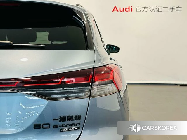 Audi Q4 e-tron 2024 Темно-серый из Китая, фото 4