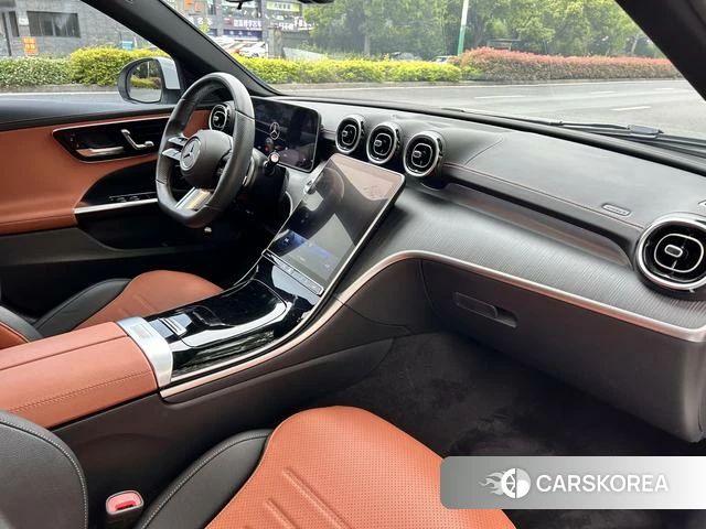 Mercedes-Benz Class C 2022 Белый из Китая, фото 4