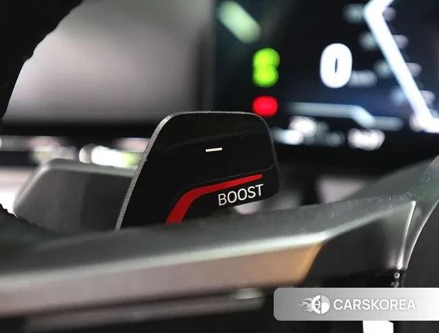 BMW 5 Series (G60) 2024 Белый из Кореи, фото 4