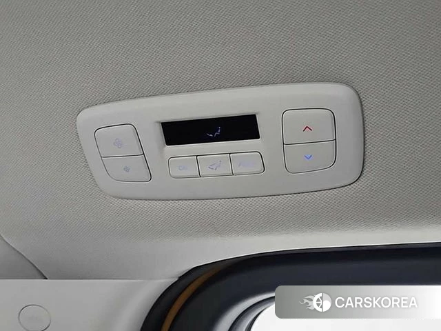 Hyundai Staria 2024 Желтый из Кореи, фото 4