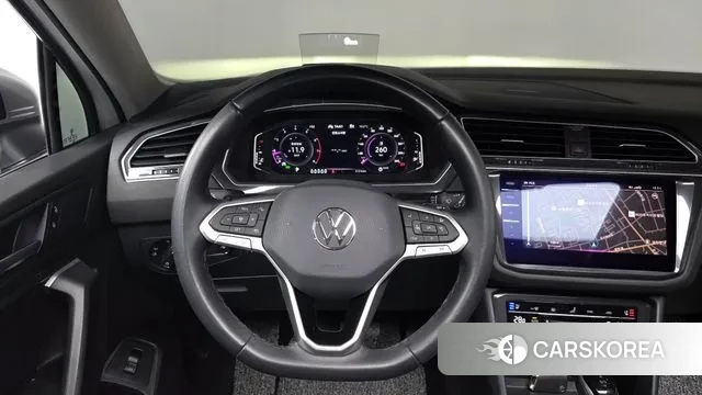 Volkswagen Tiguan Allspace 2024 Белый из Кореи, фото 4