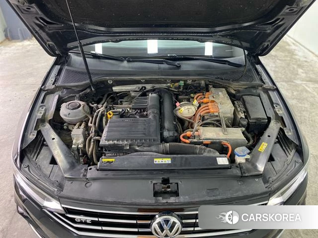 Volkswagen Magotan PHEV 2021 Черный из Китая, фото 4