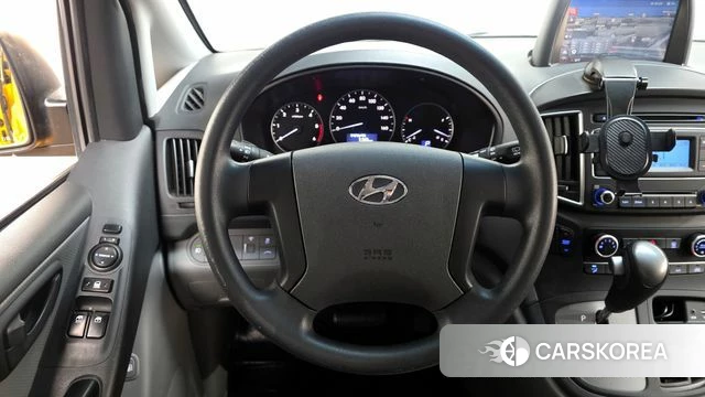 Hyundai The New Grand Starex 2018 Желтый из Кореи, фото 4