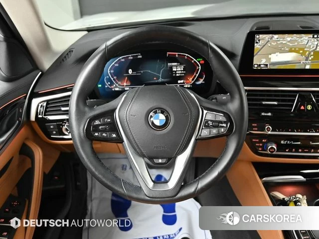 BMW 5 Series (G30) 2020 Белый из Кореи, фото 4
