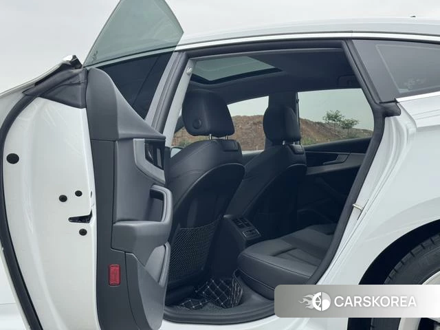 Audi A5 2024 Белый из Китая, фото 4