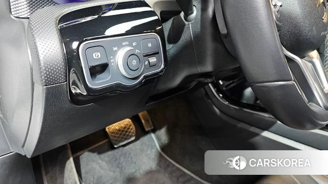 Mercedes-Benz A-Class W177 2022 Белый из Кореи, фото 4