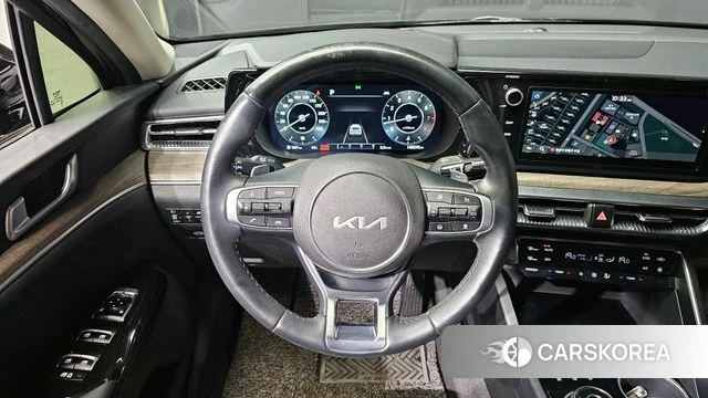 Kia K5 3rd generation 2023 Черный из Кореи, фото 4