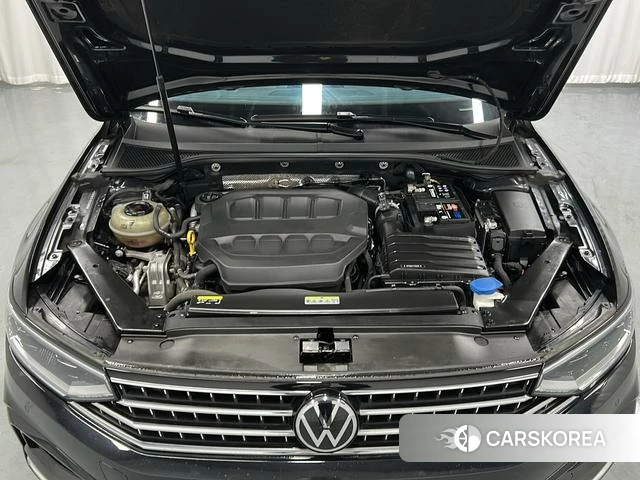 Volkswagen Magotan 2022 Черный из Китая, фото 4
