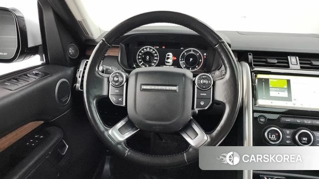 Land Rover Discovery 5 2018 Черный из Кореи, фото 4