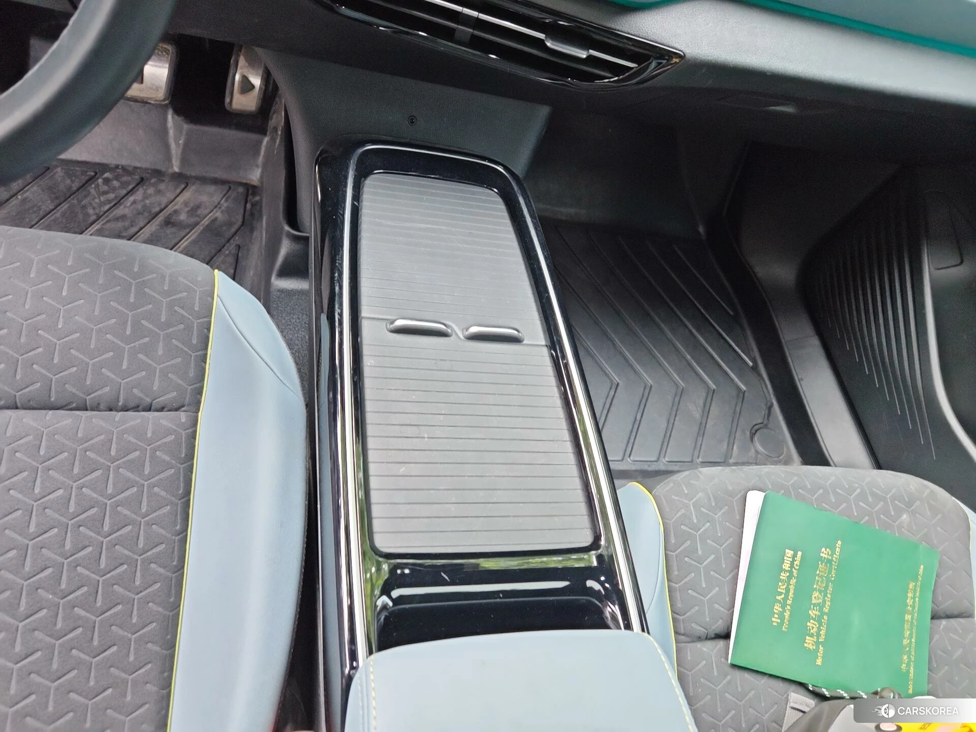 Volkswagen ID.4 X 2021 Белый из Китая, фото 4
