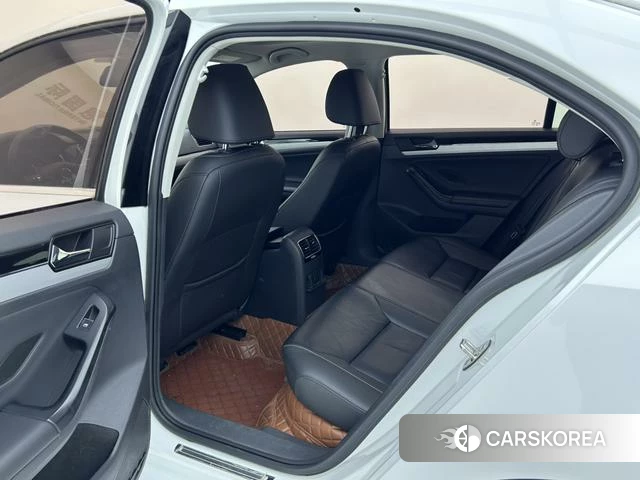 Volkswagen Sagitar 2018 Белый из Китая, фото 4