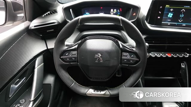Peugeot e-208 second Generation 2022 Белый из Кореи, фото 4