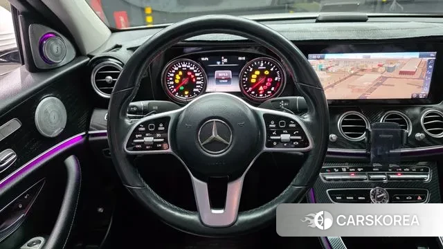 Mercedes-Benz E-Class W213 2018 Белый из Кореи, фото 4