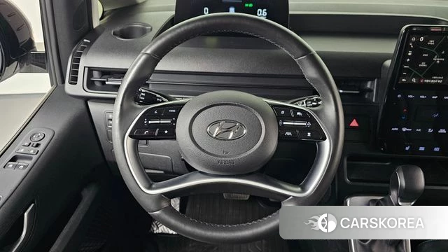 Hyundai Staria 2023 Белый из Кореи, фото 4