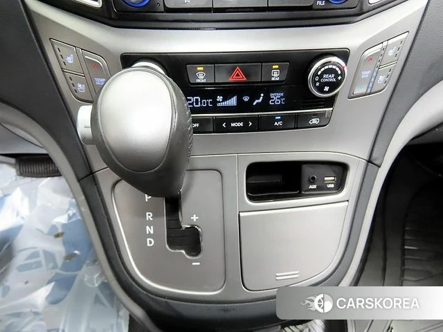 Hyundai The New Grand Starex 2018 Серебряный из Кореи, фото 4