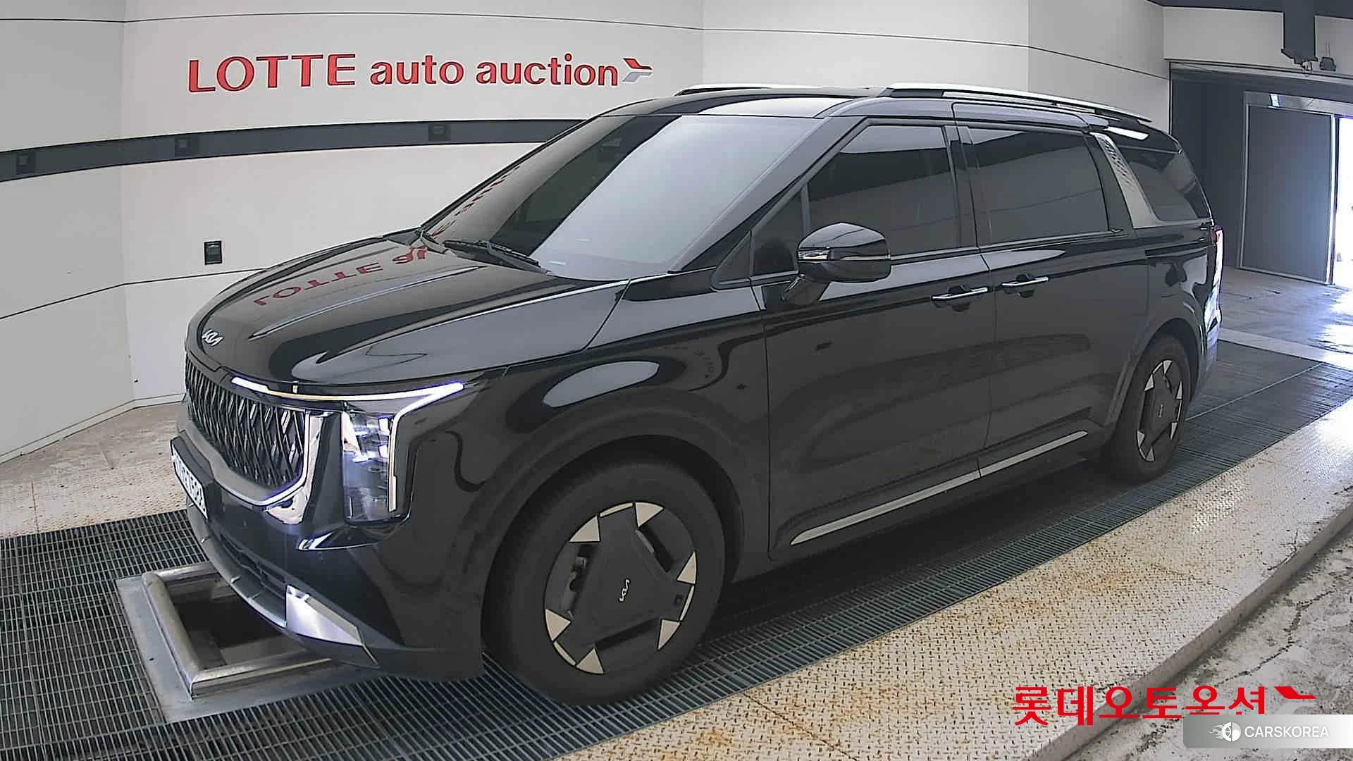 Kia Carnival Hybrid 2024 Aurora Black Pearl из Кореи, фото 4