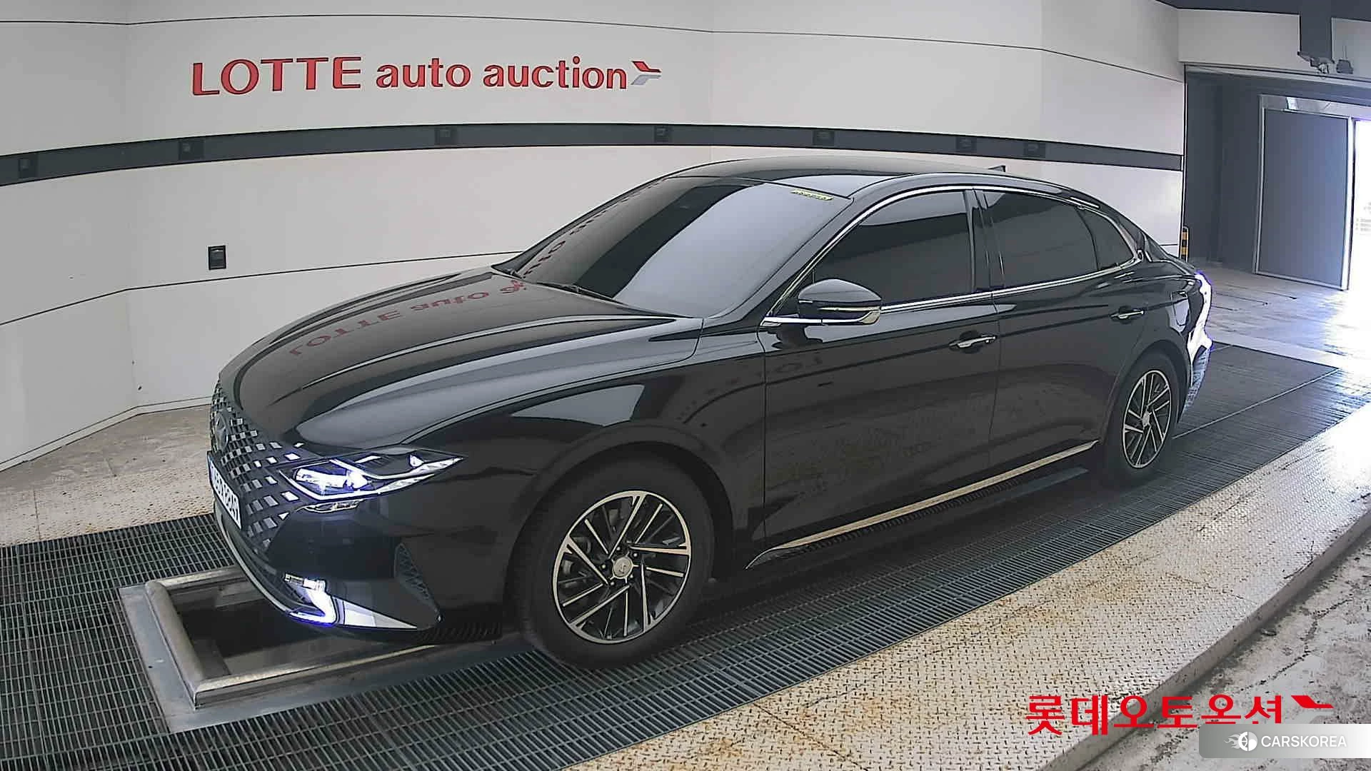 Hyundai Grandeur 2022 Midnight Black Pearl из Кореи, фото 4