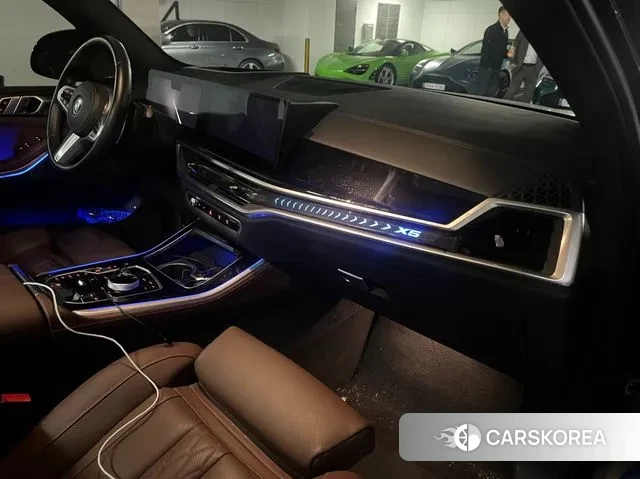 BMW X5 (G05) 2023 Черный из Кореи, фото 4