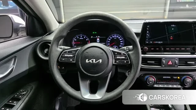 Kia The New K3 2nd generation 2021 Белый из Кореи, фото 4