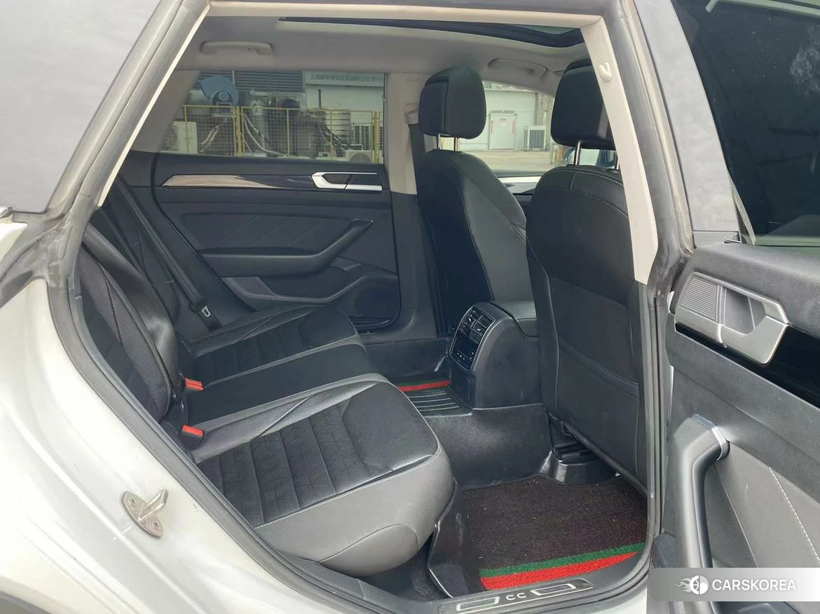 Volkswagen CC 2020 Белый из Китая, фото 4