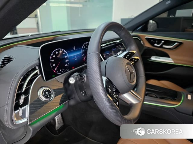 Mercedes-Benz E-Class W214 2025 Белый из Кореи, фото 4