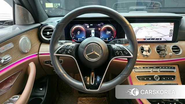 Mercedes-Benz E-Class W213 2021 Белый из Кореи, фото 4