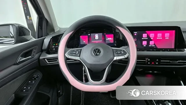 Volkswagen Golf 8th Generation 2023 Черный из Кореи, фото 4