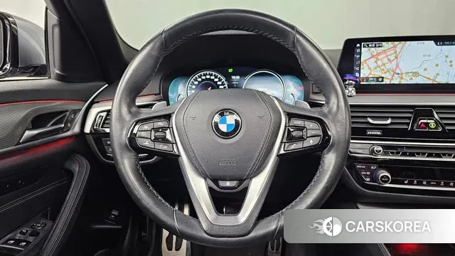 BMW 5 Series (G30) 2018 Светло-серебряный цвет из Кореи, фото 4
