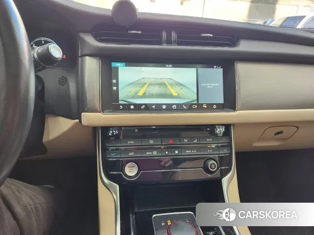 Jaguar XF (X260) 2018 Белый из Кореи, фото 4