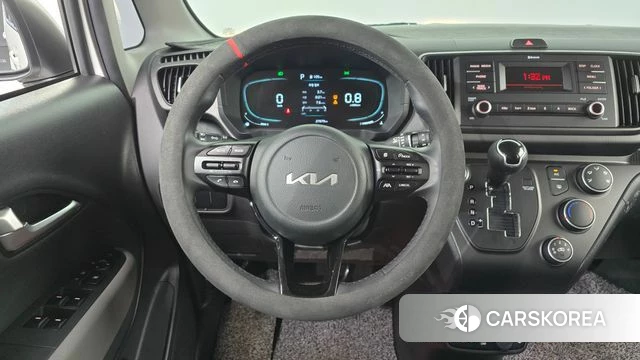 Kia The New Kia Ray 2023 Белый из Кореи, фото 4