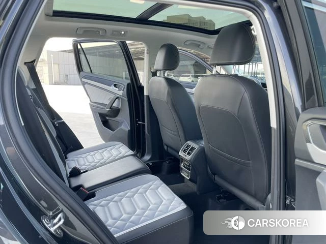 Volkswagen Tanyue 2023 Темно-серый из Китая, фото 4