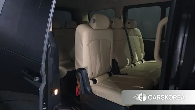 Hyundai Staria 2021 Черный из Кореи, фото 4