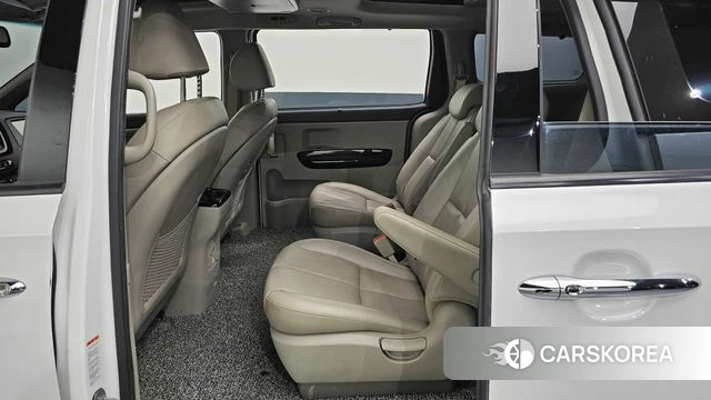 Kia The New Carnival 2018 Белый из Кореи, фото 4