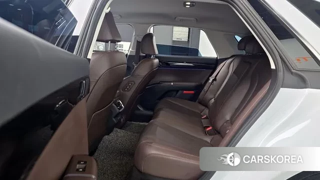 Hyundai Grandeur (GN7) 2023 Белый из Кореи, фото 4