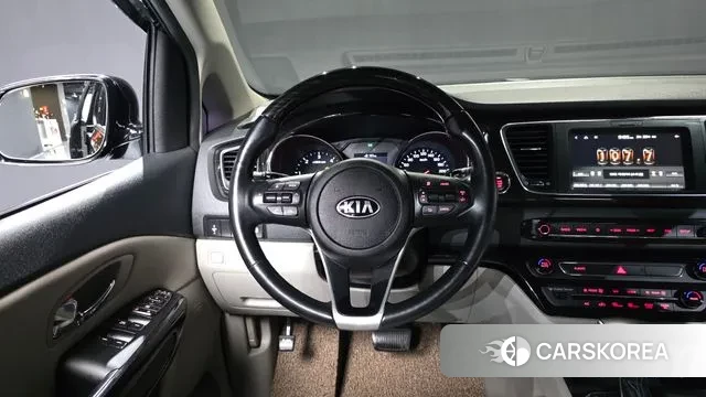 Kia The New Carnival 2018 Черный из Кореи, фото 4