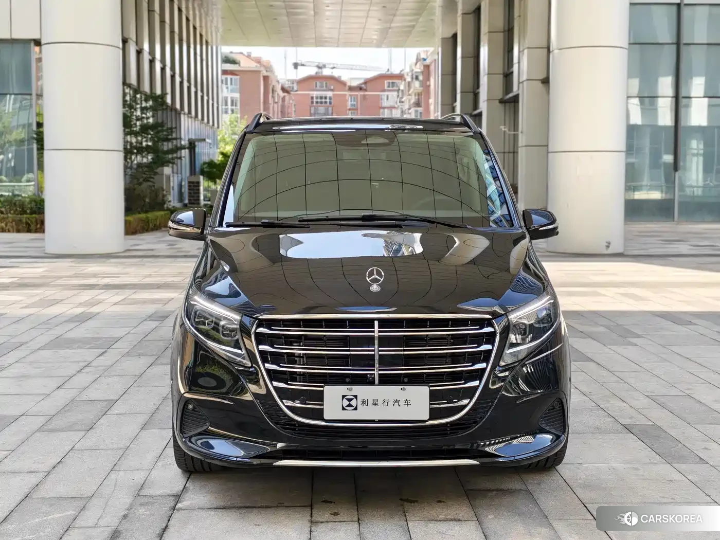Mercedes-Benz V-Class 2026 Черный из Китая, фото 4