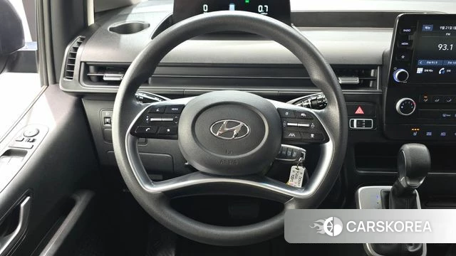 Hyundai Staria 2022 Черный из Кореи, фото 4