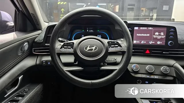 Hyundai The New Avante (CN7) 2023 Небесно-голубой из Кореи, фото 4