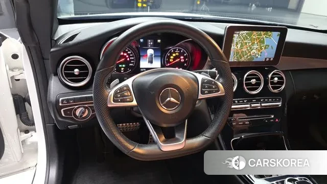 Mercedes-Benz C-Class W205 2018 Белый из Кореи, фото 4