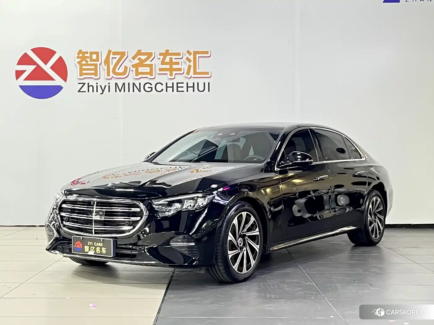 Mercedes-Benz E-Class 2024 Черный из Китая, фото 4
