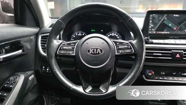 Kia Seltos 2019 Белый из Кореи, фото 4