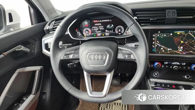 Audi Q3 (F3) 2025 Белый из Кореи, фото 4