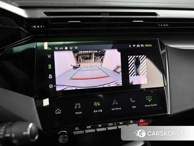 Peugeot 308 Third generation 2023 Белый из Кореи, фото 4