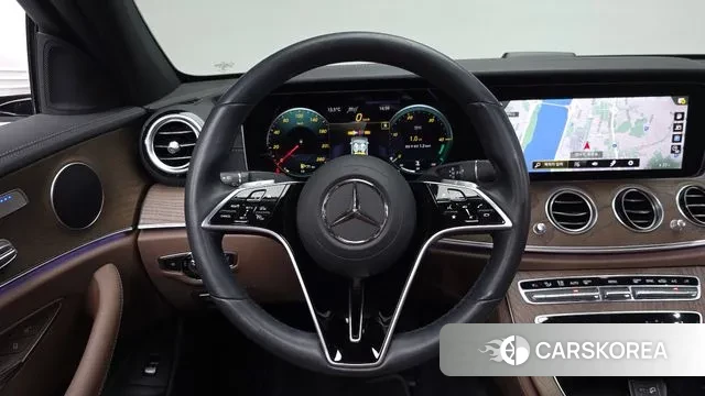 Mercedes-Benz E-Class W213 2022 Белый из Кореи, фото 4