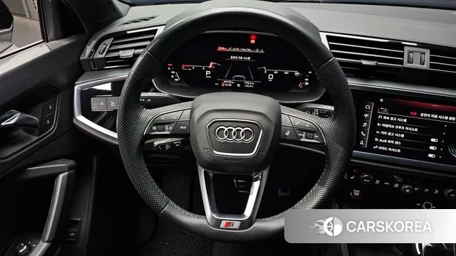 Audi Q3 (F3) 2020 Черный из Кореи, фото 4