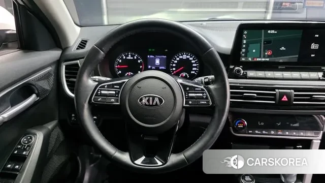 Kia Seltos 2019 Белый из Кореи, фото 4