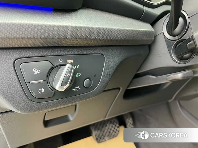 Audi Q5L 2023 Белый из Китая, фото 4